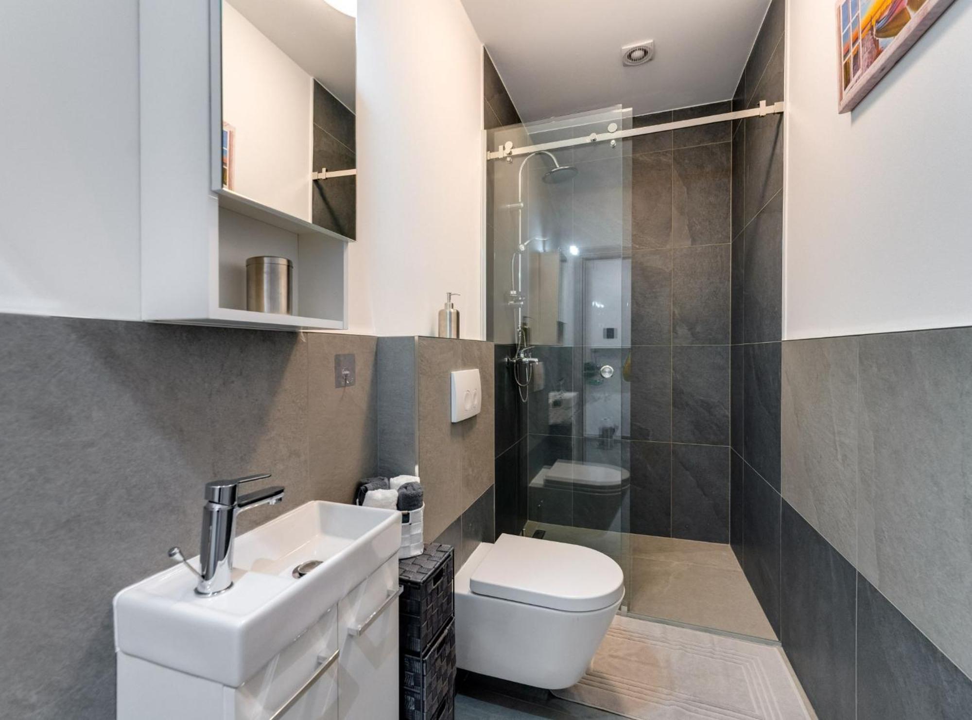 Apartments Baricevic Опатия Экстерьер фото