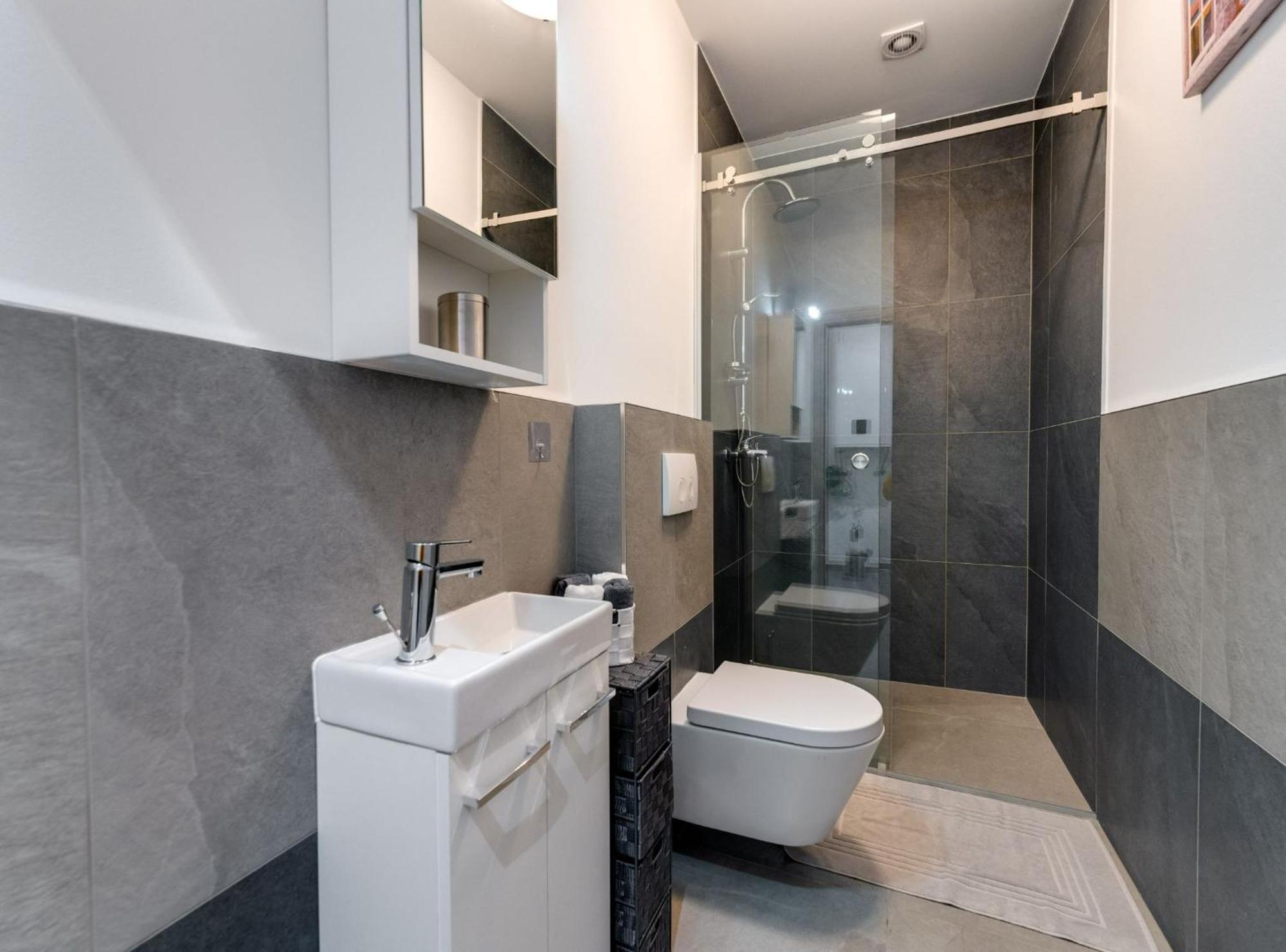 Apartments Baricevic Опатия Экстерьер фото