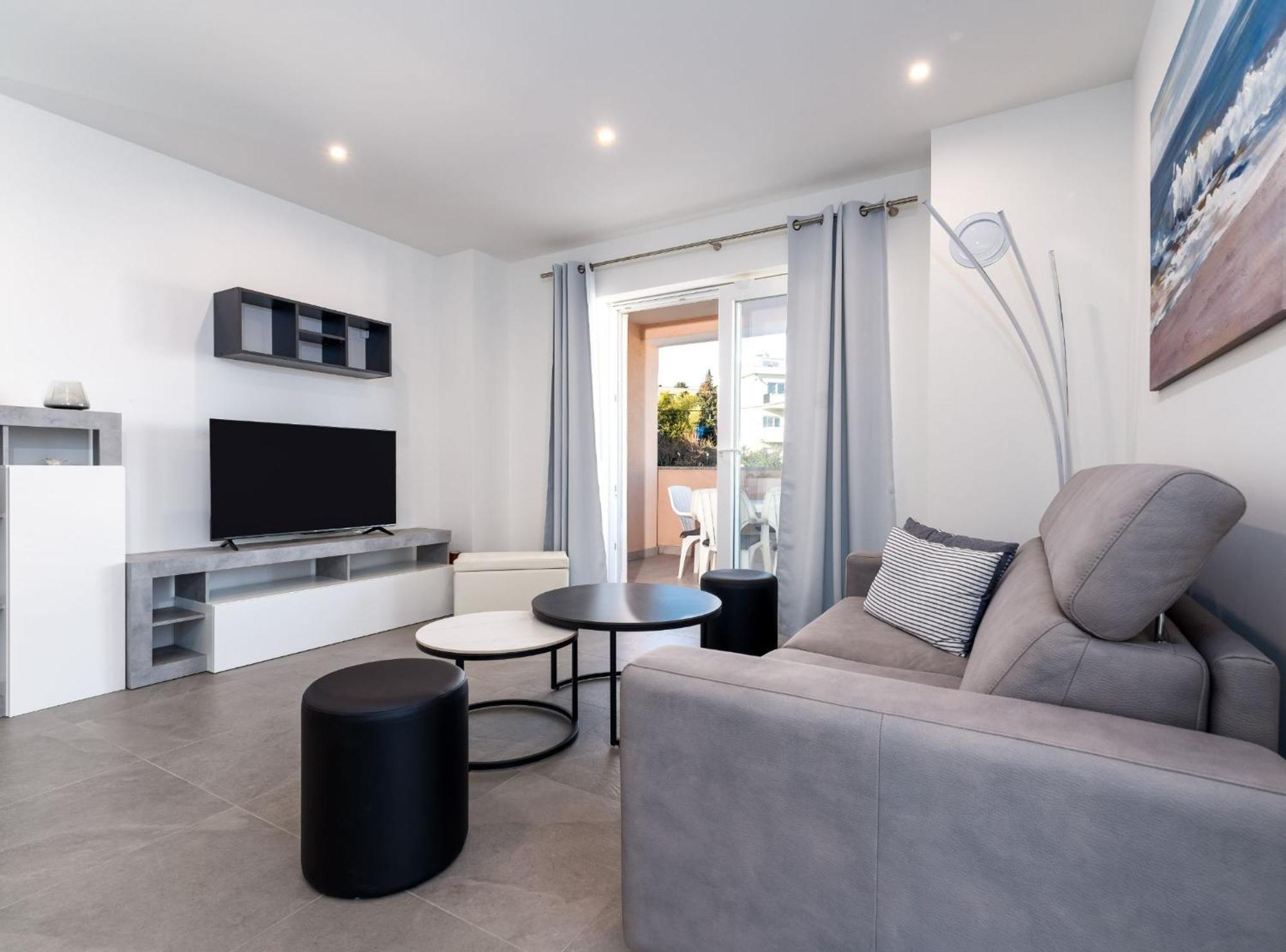 Apartments Baricevic Опатия Экстерьер фото